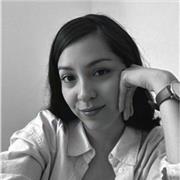 Soy Karla, Interiorista y Creativa Visual con más de 9 años de experiencia en diseño comercial, retail y residencial.